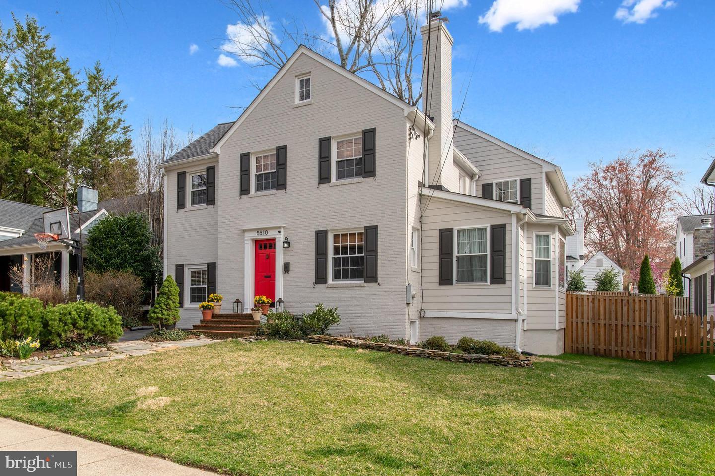Roosevelt St, Bethesda, MD 20817
