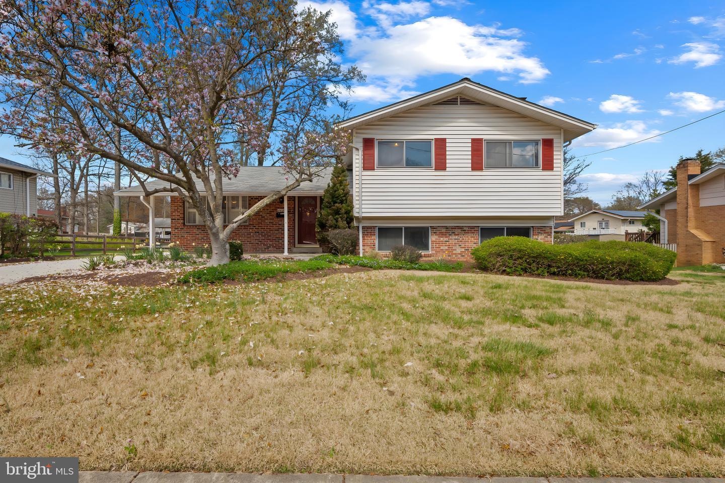 Chervil Rd, Lanham, MD 20706