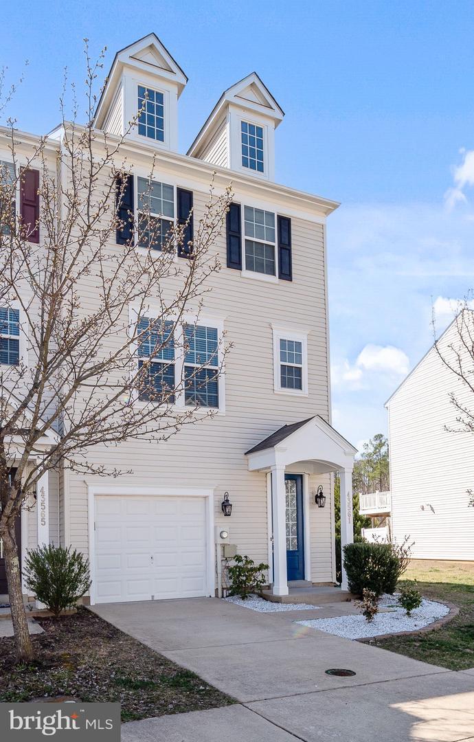 Marguerite Way, California, MD 20619