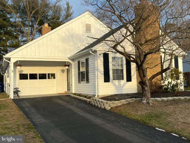 Andover Ct, Southampton, NJ 08088