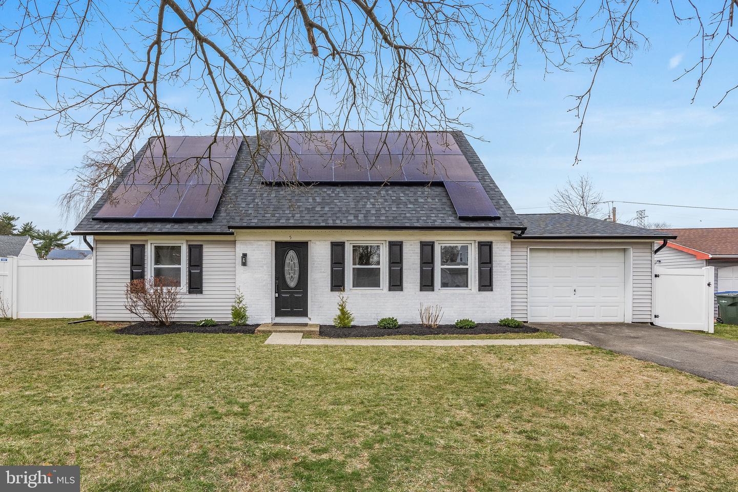 Mercator Ln, Willingboro, NJ 08046