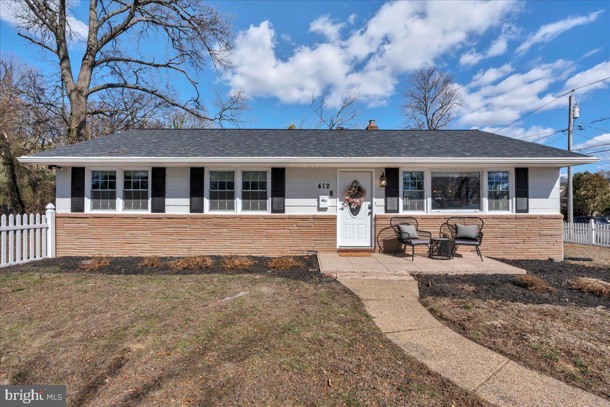S Browning Ave, Somerdale, NJ 08083
