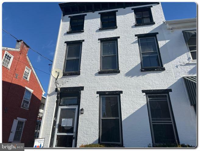 S 3rd St, Hamburg, PA 19526