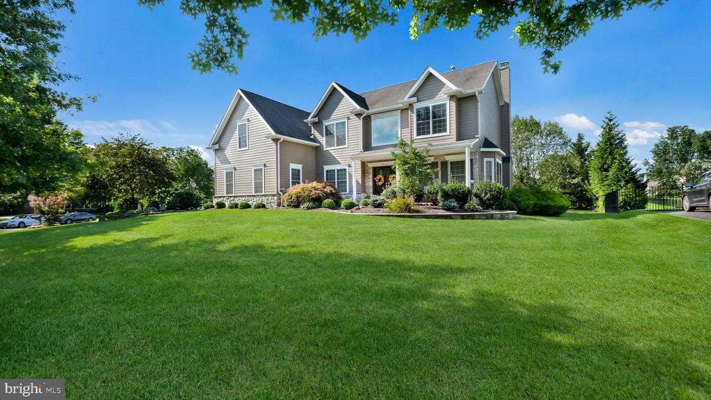Timberly Ln, Pipersville, PA 18947