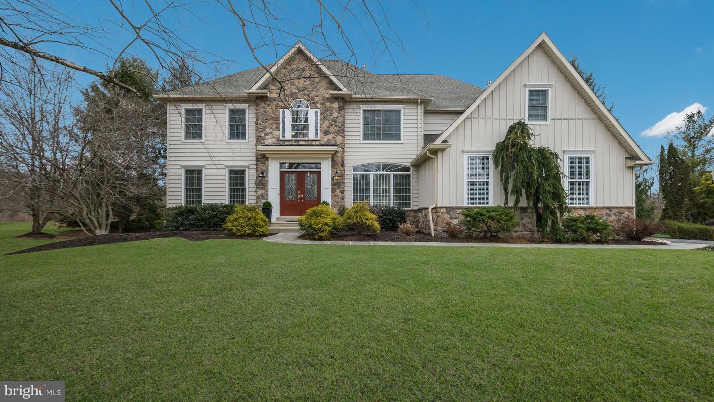 Gloucester Dr, Doylestown, PA 18902