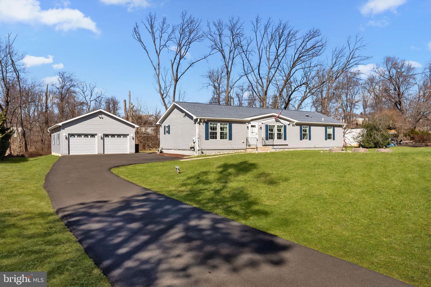 Trevose Rd, Feasterville Trevose, PA 19053