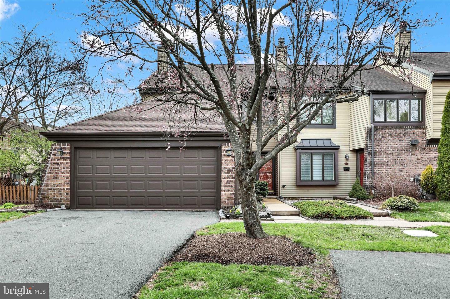 Essex Pl, Newtown, PA 18940