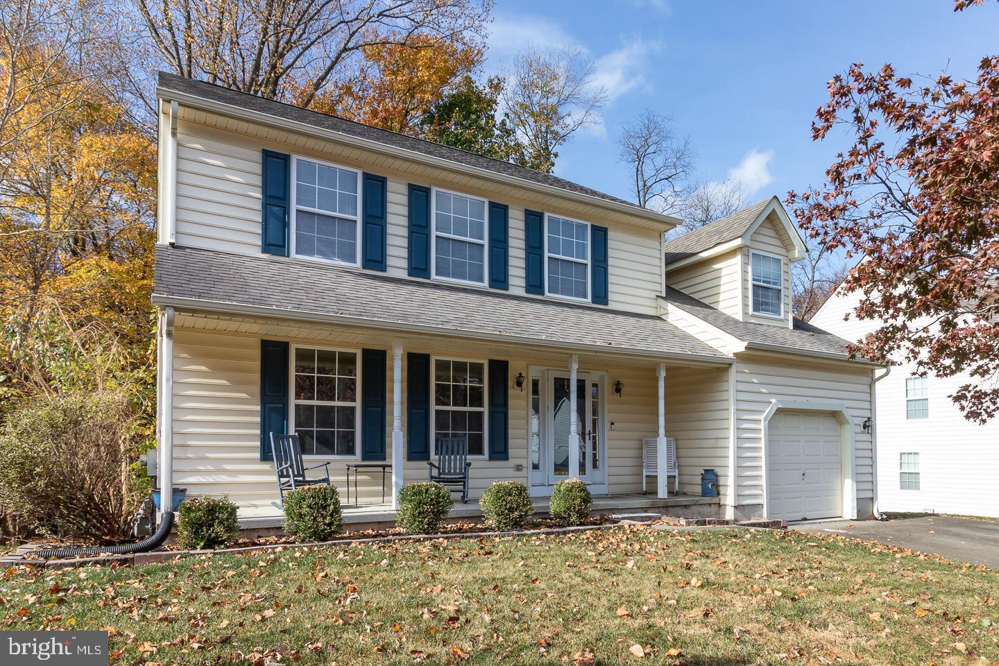Deerpath Ct, West Grove, PA 19390