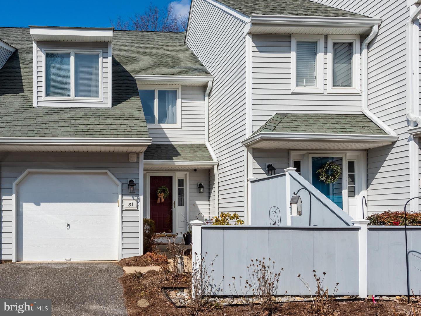E Thomas Ct, Kennett Square, PA 19348