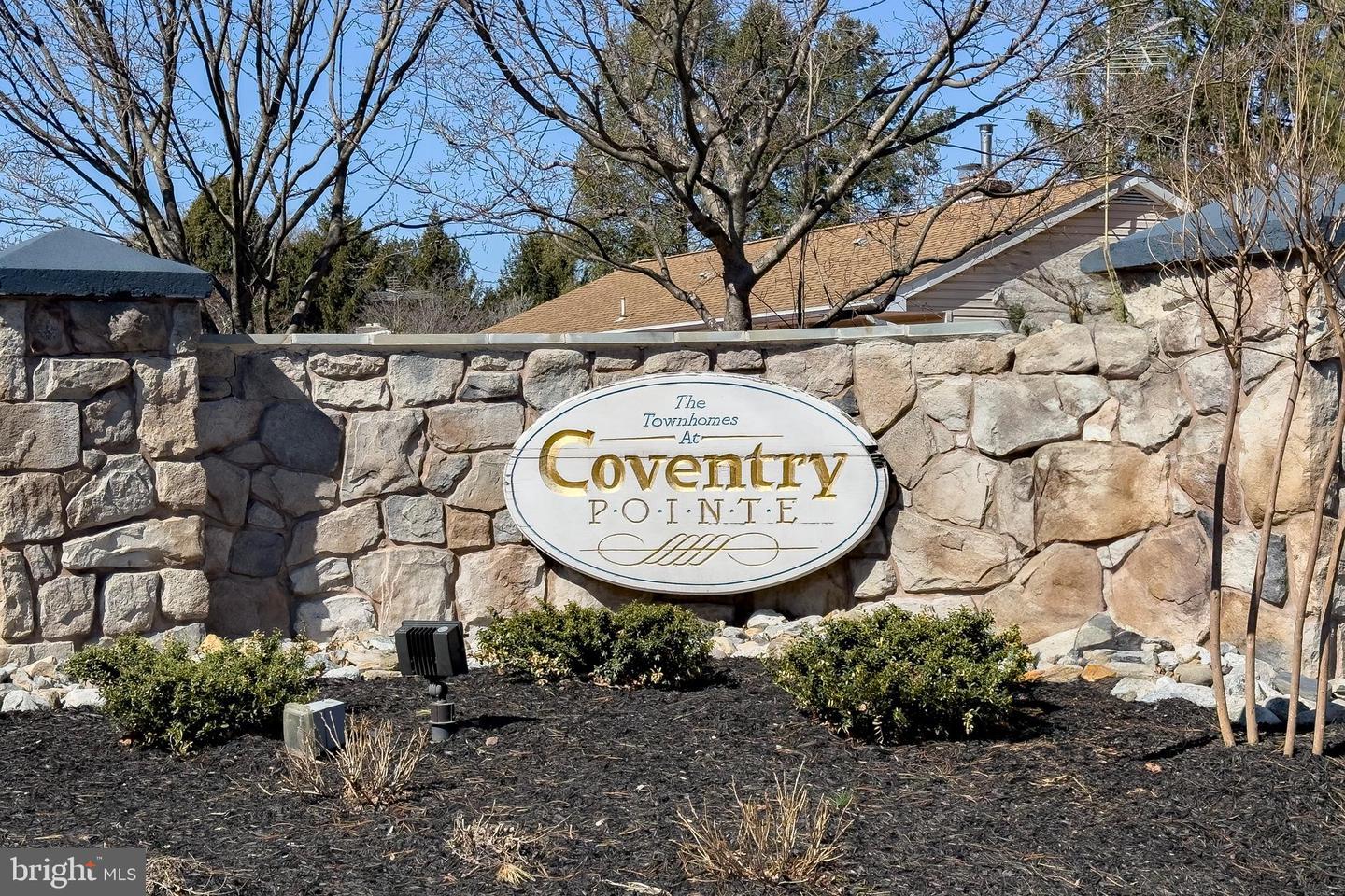 Coventry Pointe Ln, Pottstown, PA 19465