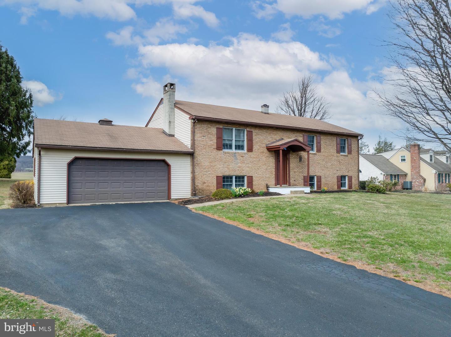 Lakeview Dr, Elverson, PA 19520