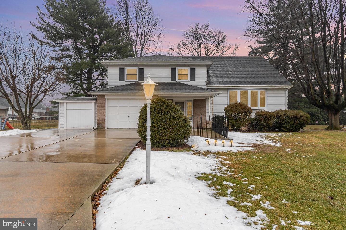 Peterborough Rd, Harrisburg, PA 17109