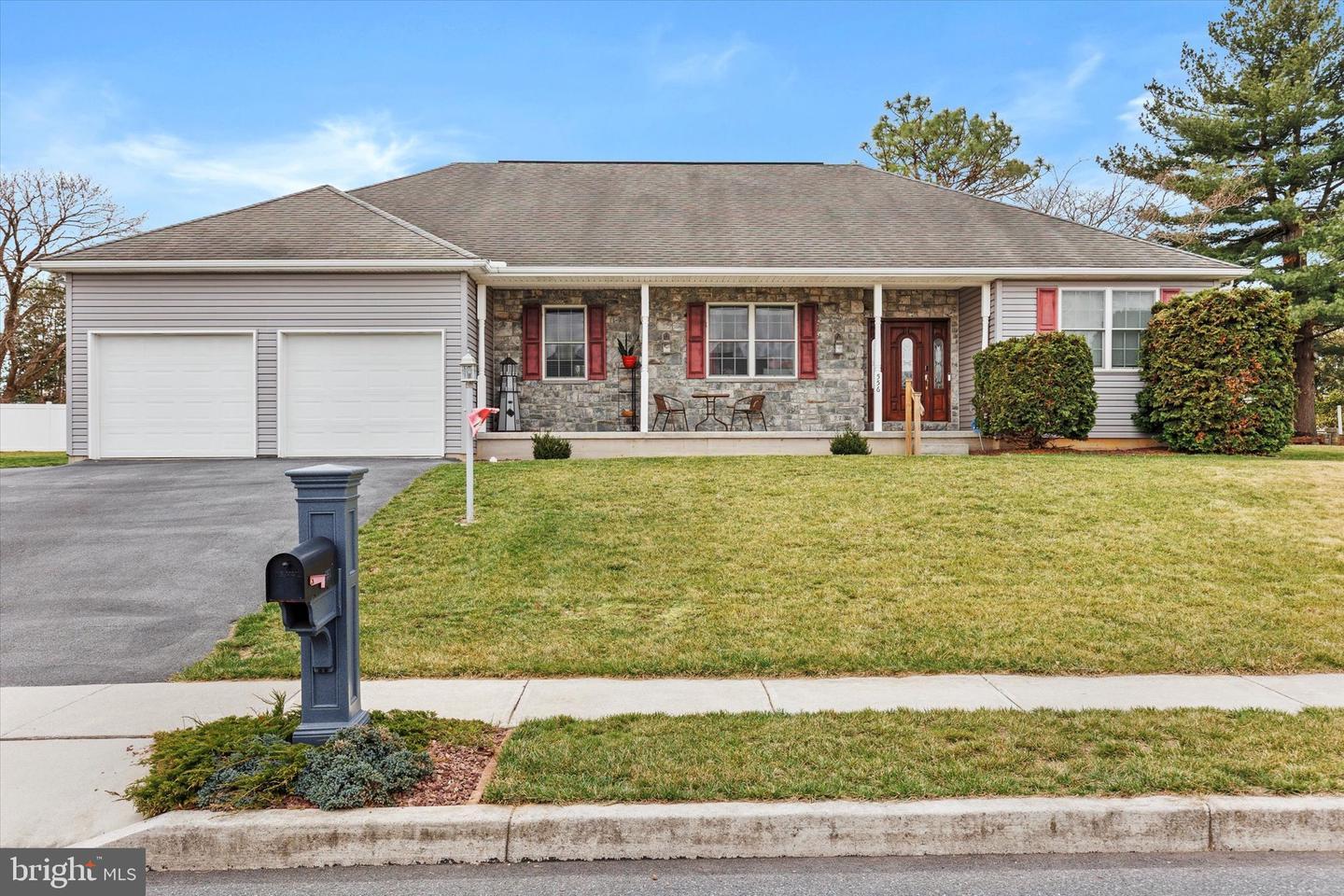 Morgan Dr, Middletown, PA 17057
