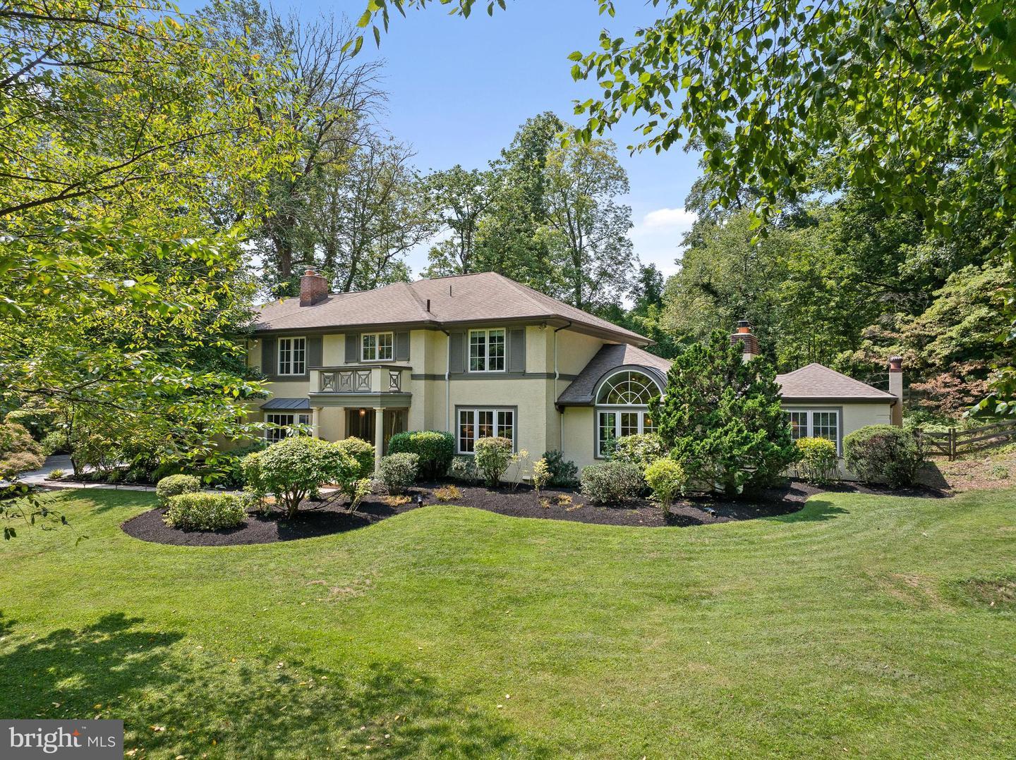 Maple Glen Ln, Wayne, PA 19087