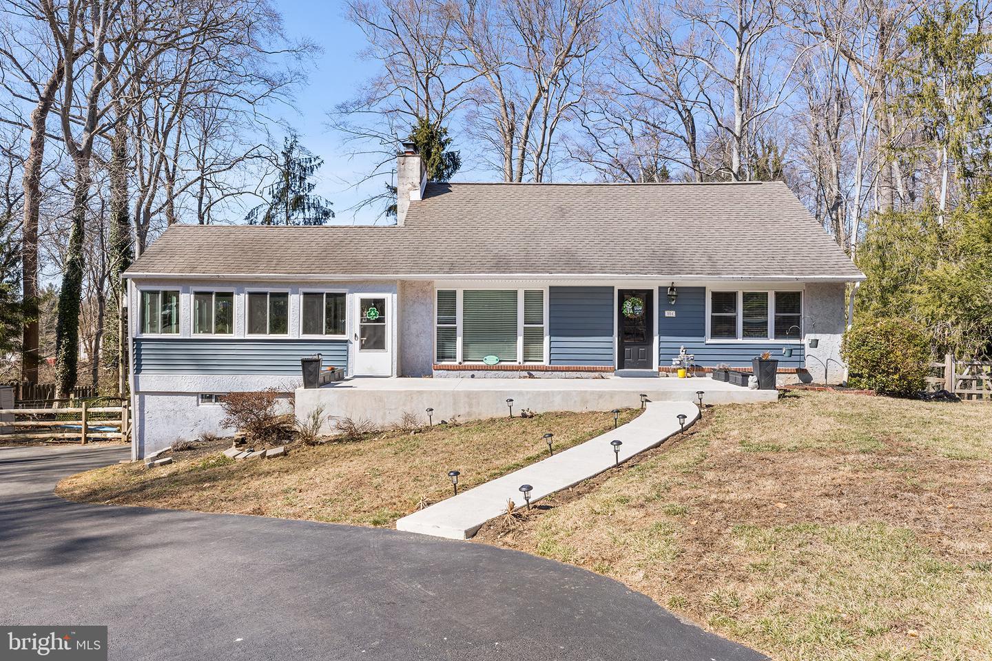 Rosemary Cir, Media, PA 19063