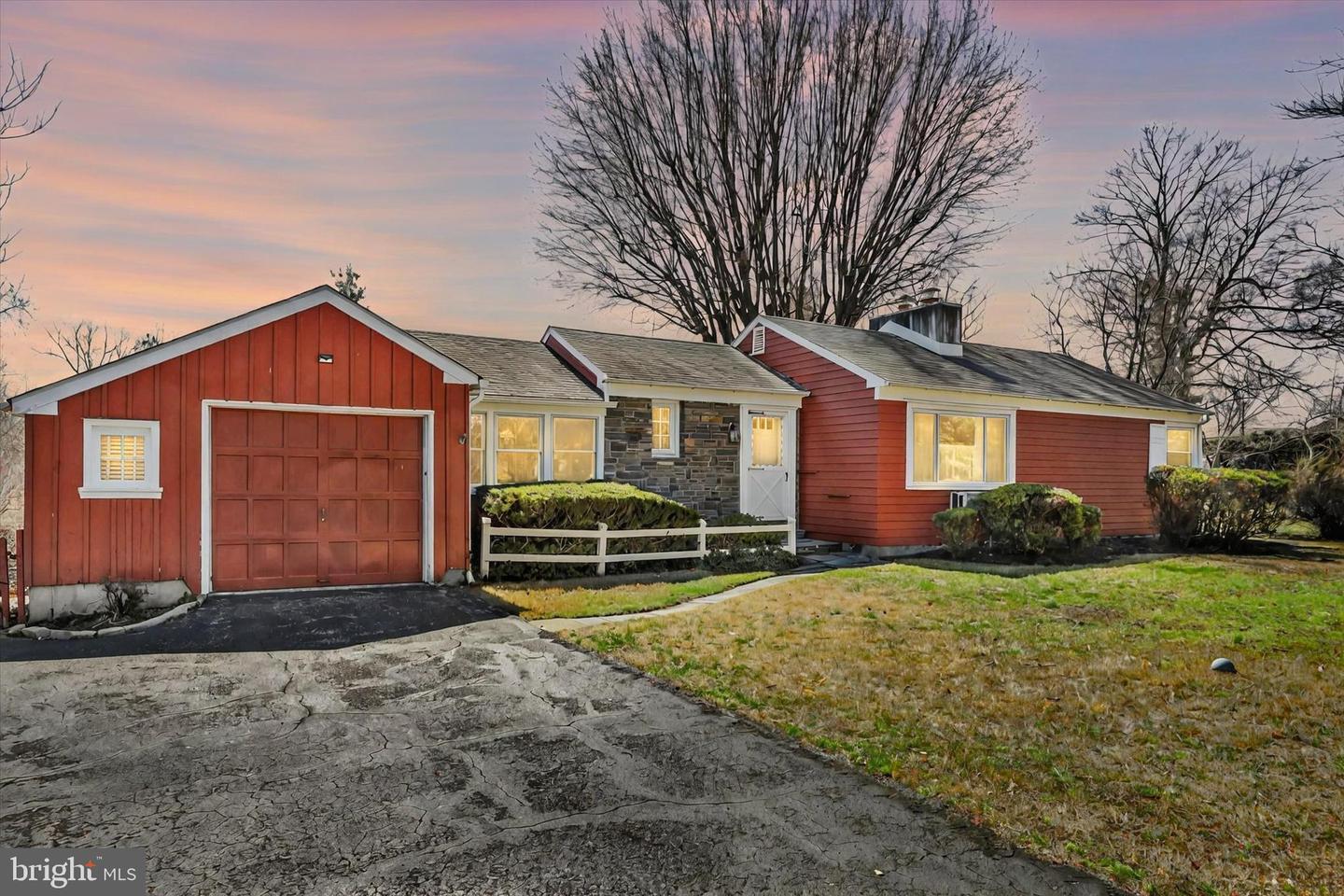 Hilldale Rd, Broomall, PA 19008