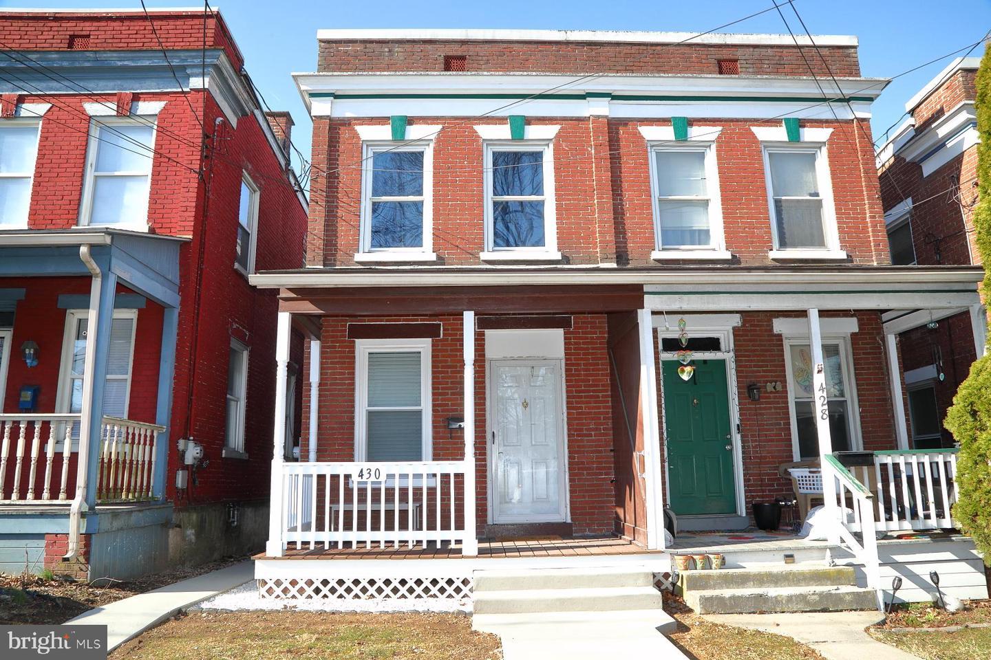 S Main St, Manheim, PA 17545