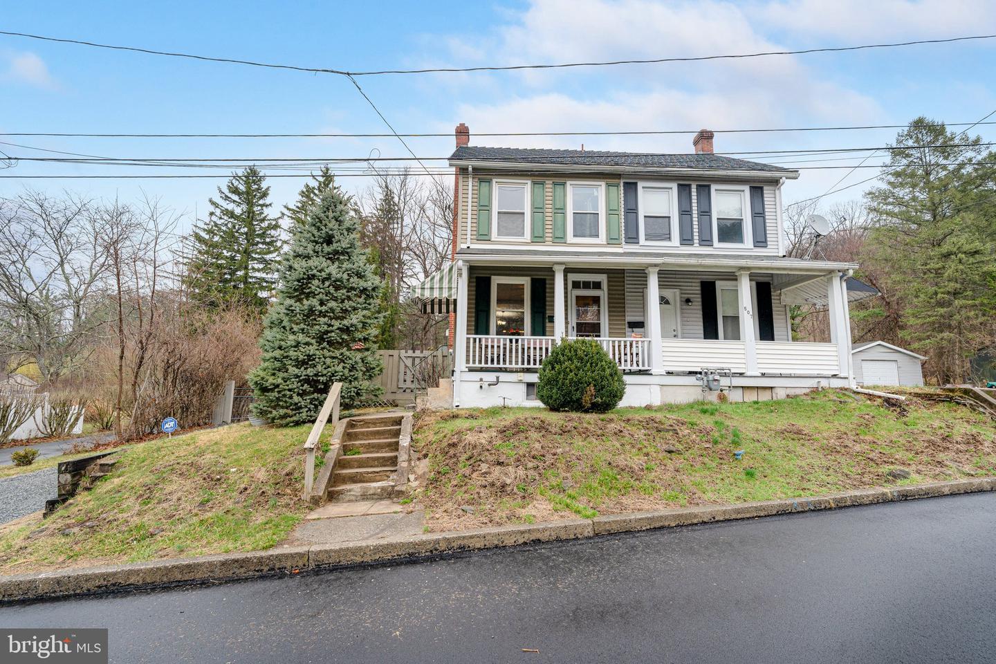 S 2nd St, Emmaus, PA 18049