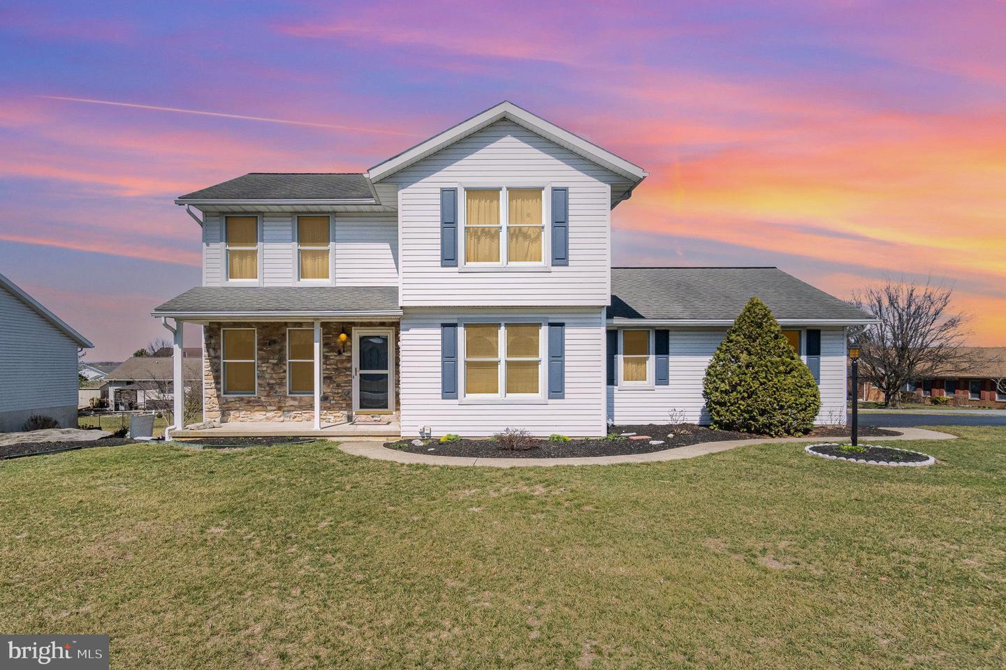 Rockledge Dr, Lebanon, PA 17042
