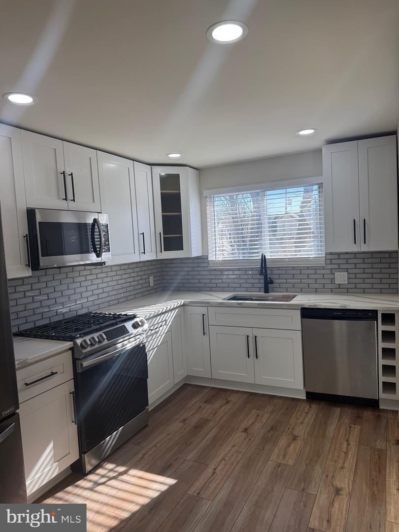 Osceola Ave, Elkins Park, PA 19027