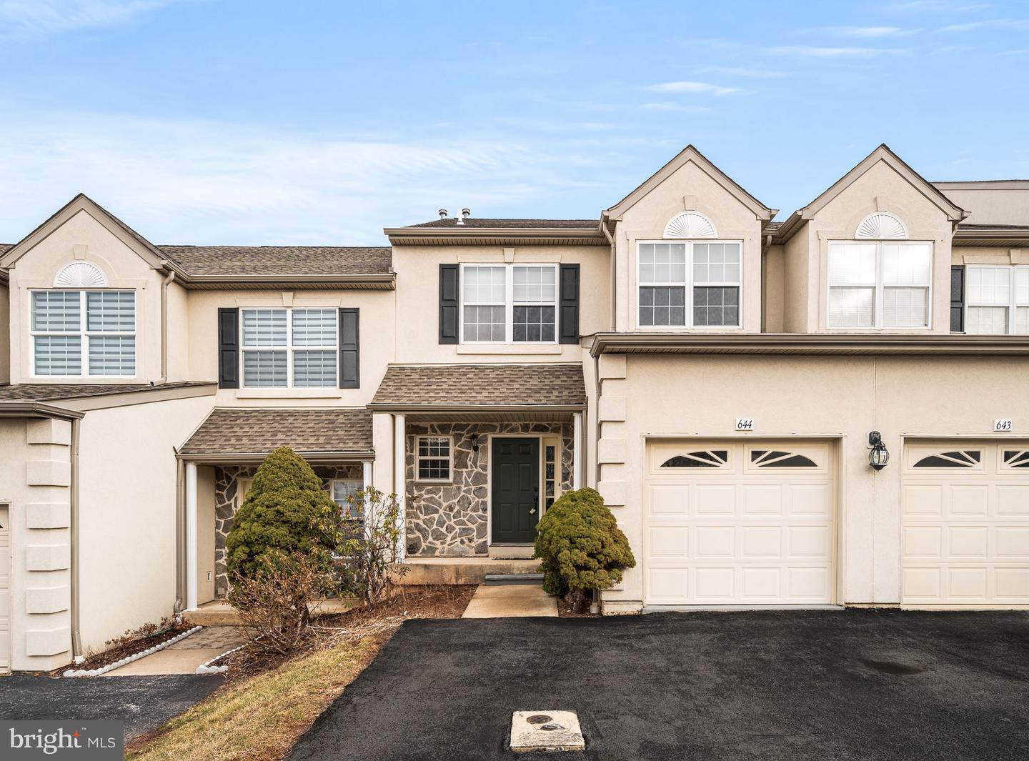 Fawn Cir, King Of Prussia, PA 19406
