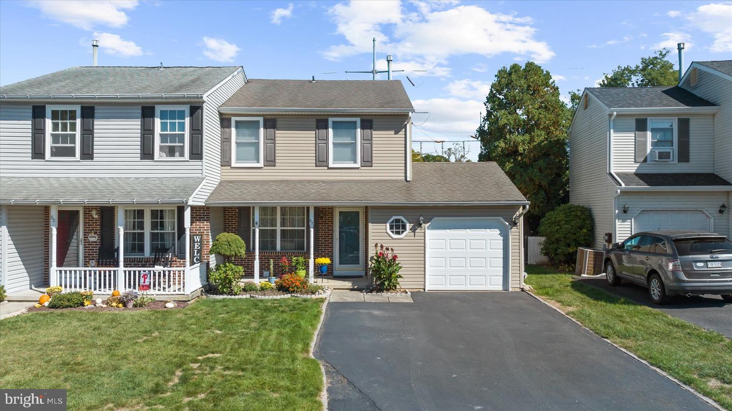 Wynmere Dr, Horsham, PA 19044