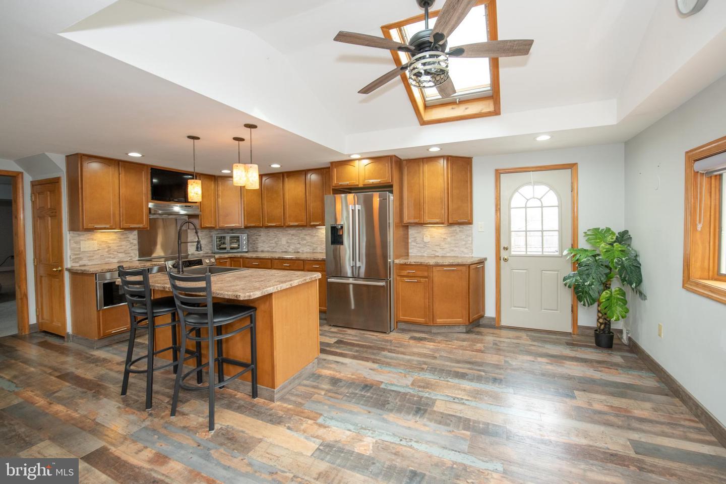 Babylon Rd, Horsham, PA 19044