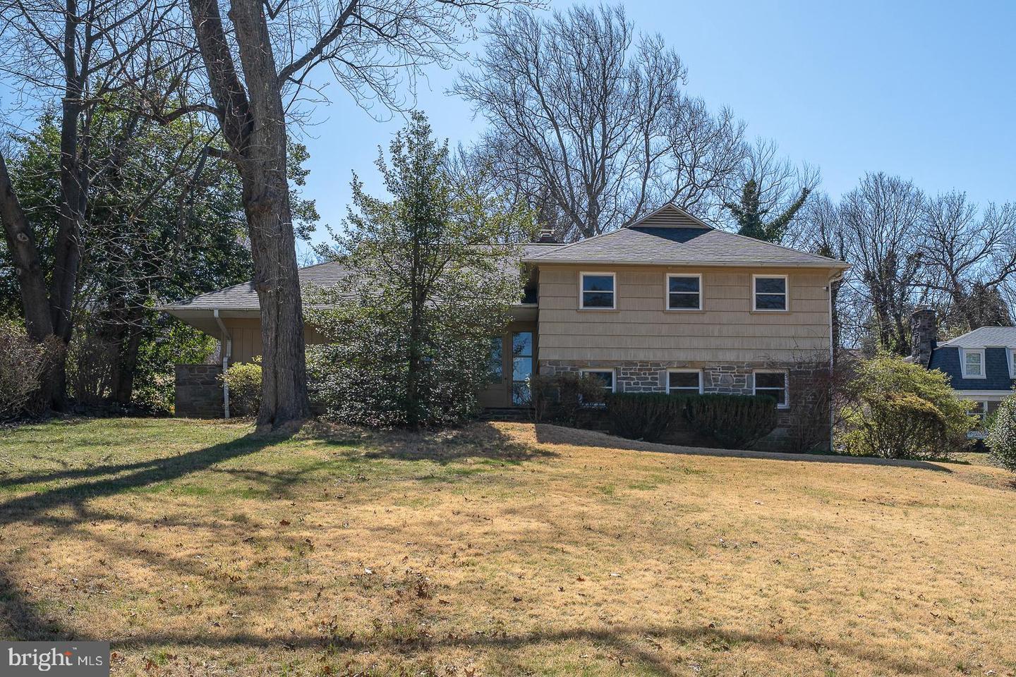 Woodfield Rd, Villanova, PA 19085
