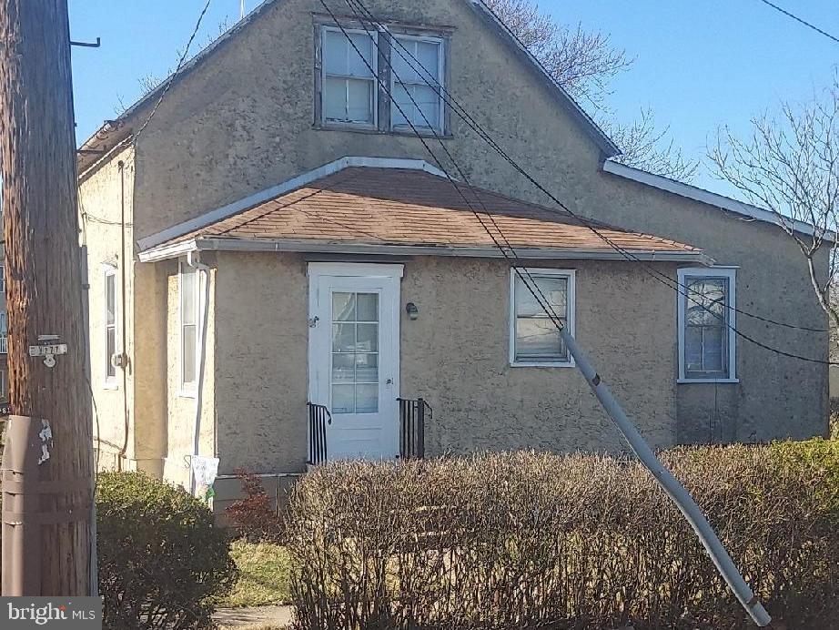 Kenilworth Ave, Lansdale, PA 19446