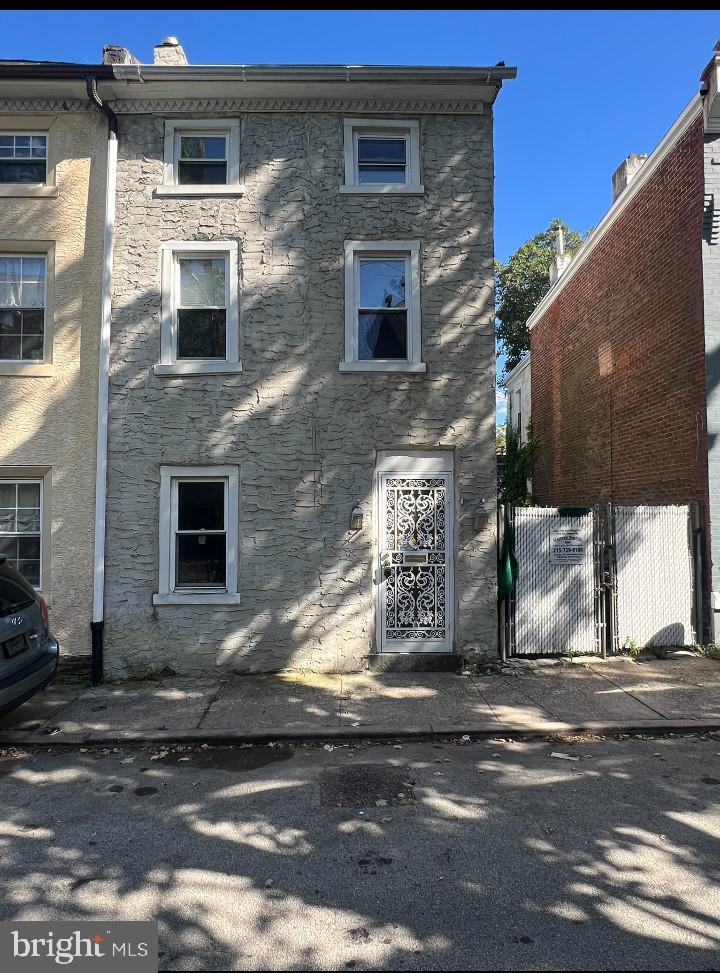 E Springer St, Philadelphia, PA 19119