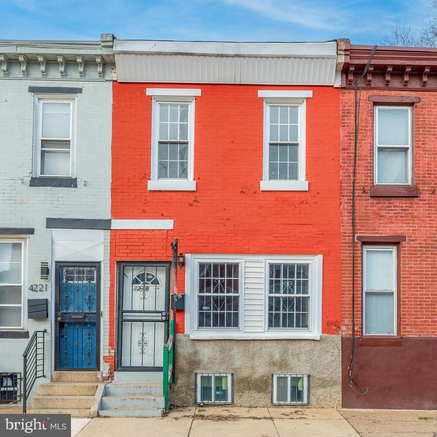 Wallace St, Philadelphia, PA 19104