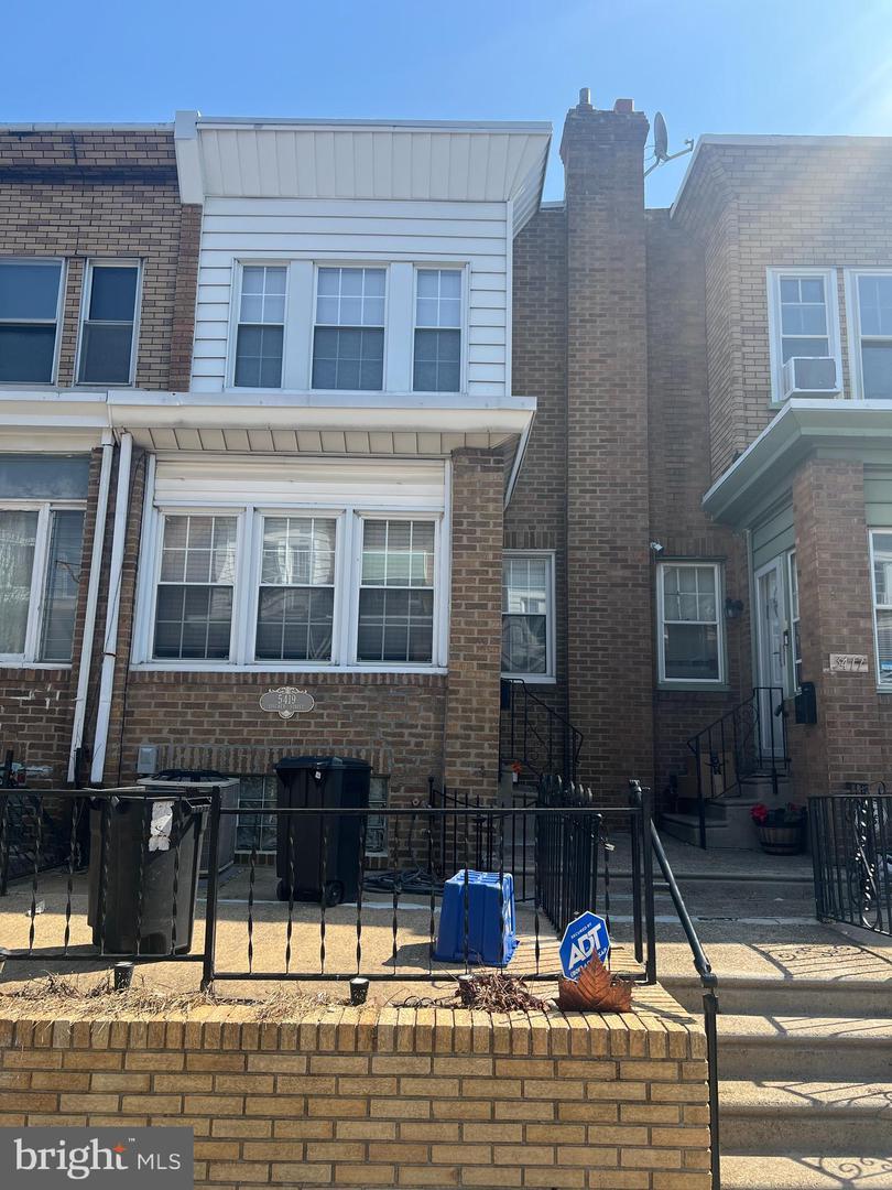 Discher St, Philadelphia, PA 19124