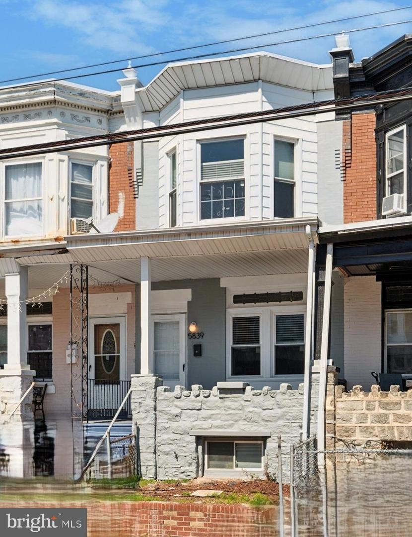 Christian St, Philadelphia, PA 19143