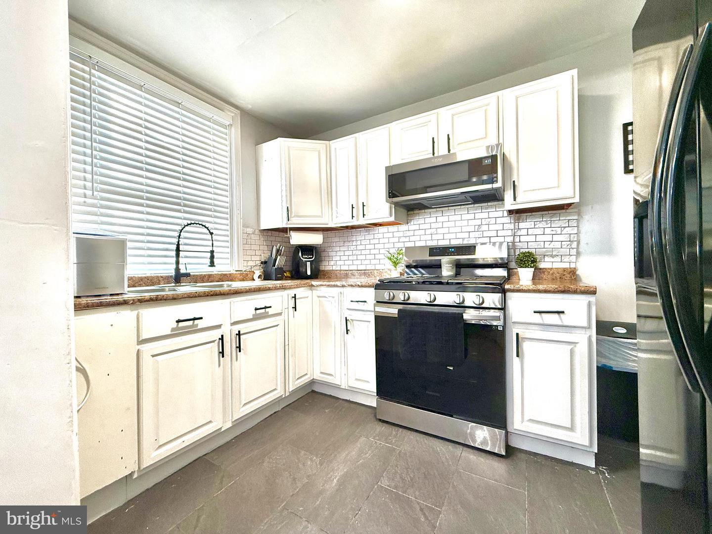 Shelbourne St, Philadelphia, PA 19124