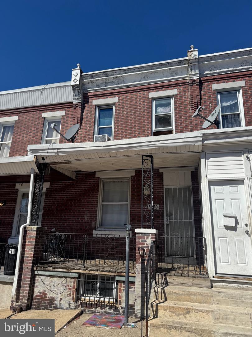 Hedge St, Philadelphia, PA 19124
