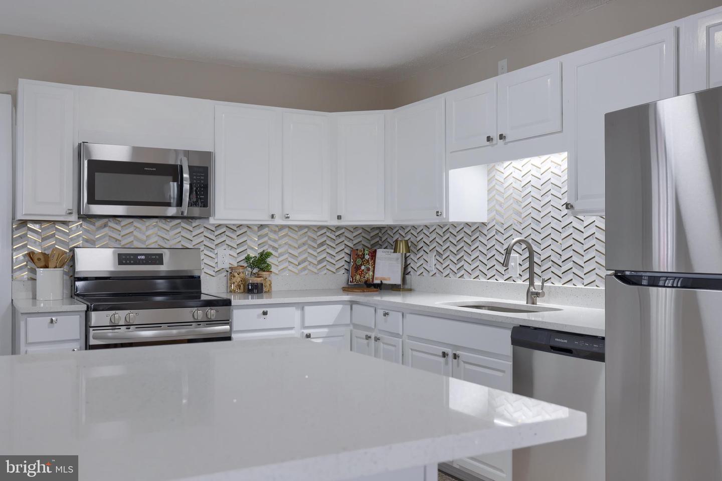 Blue Hill Rd, Glenville, PA 17329