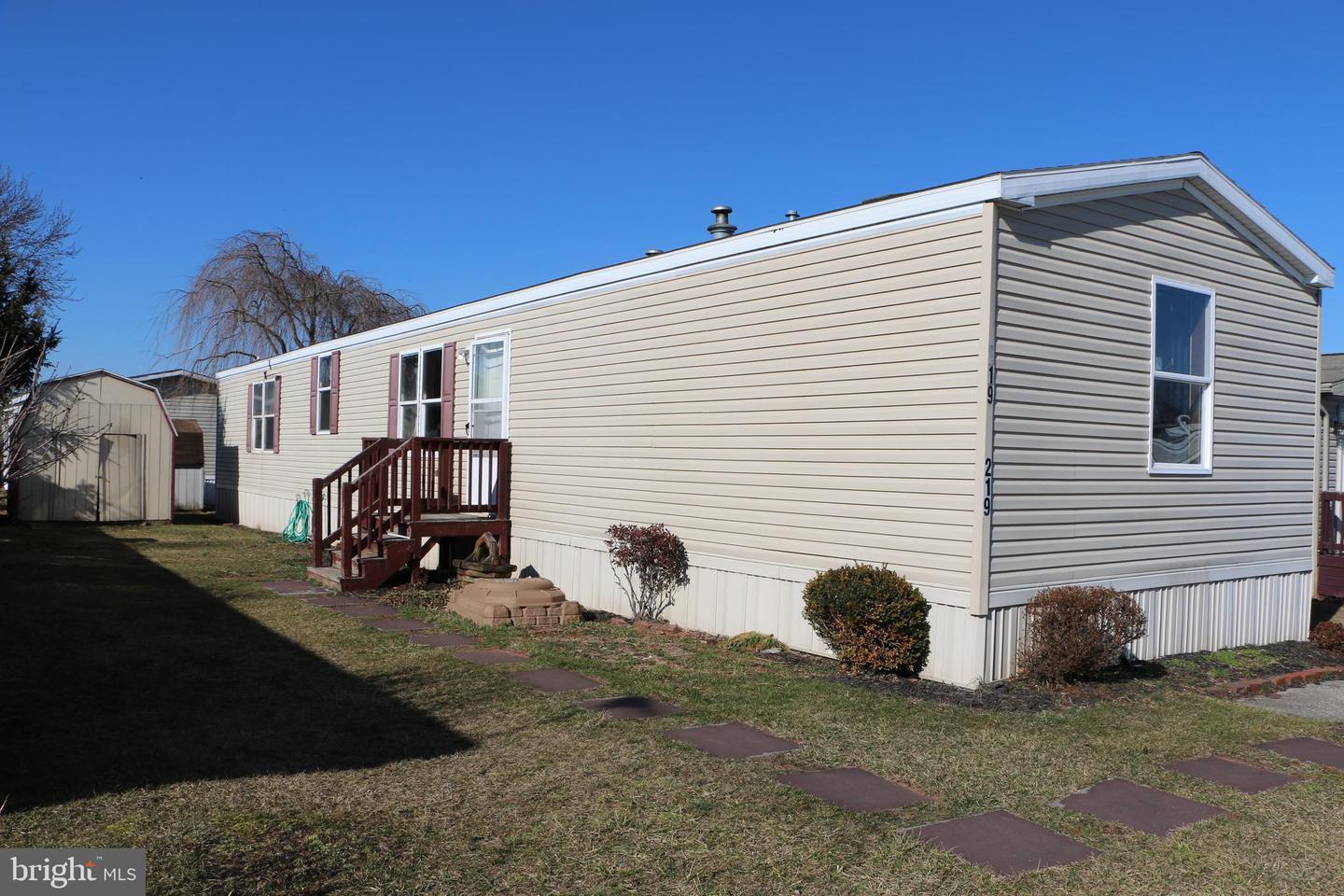 Chesapeake Est, Thomasville, PA 17364