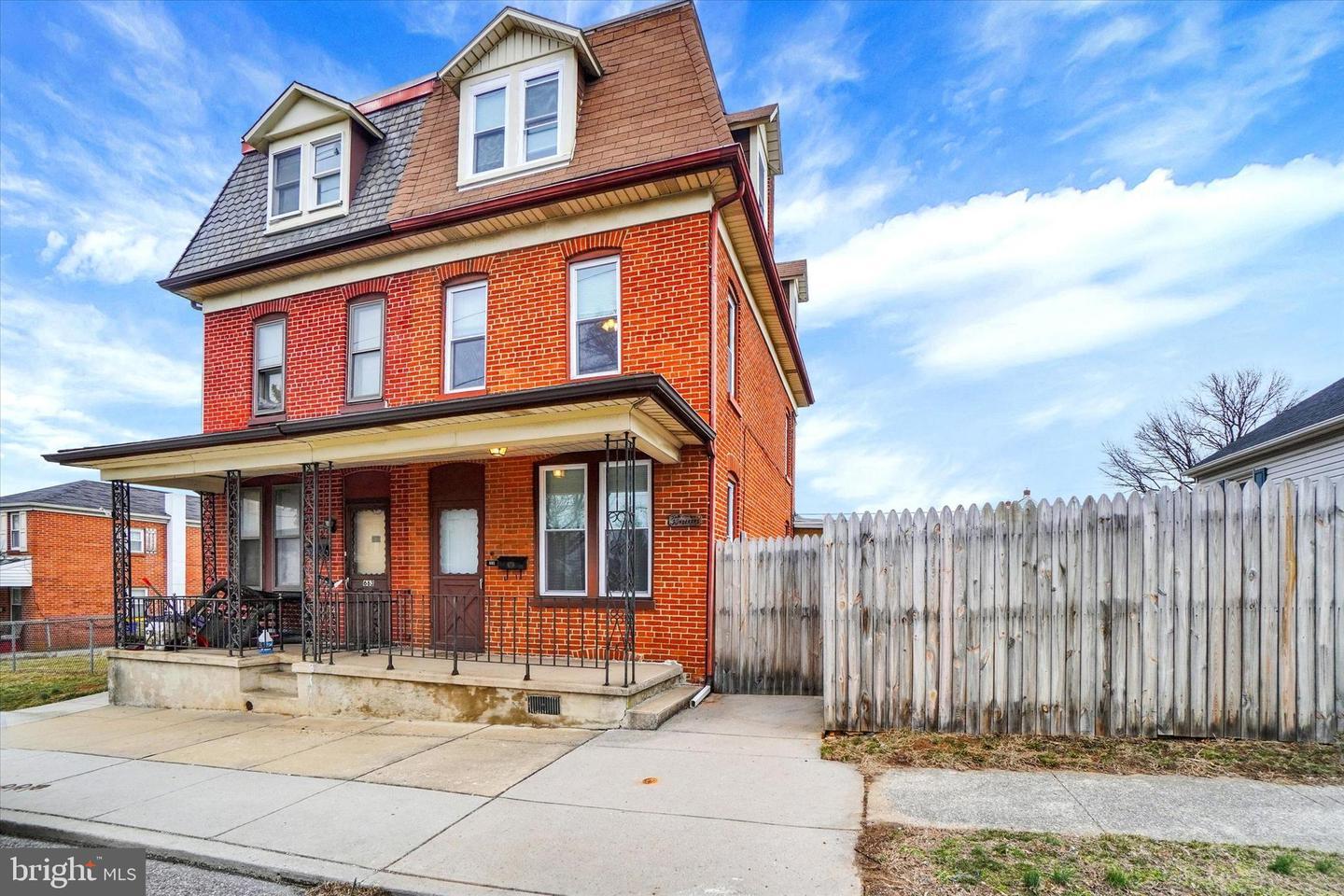 Windsor St, York, PA 17403