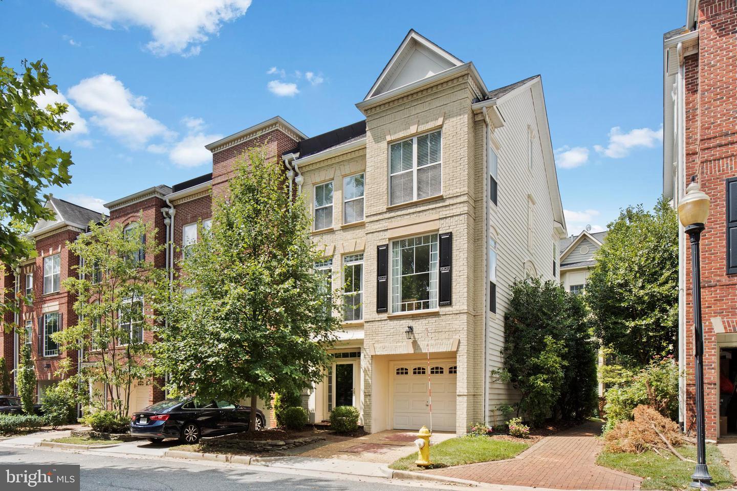 Brawner Pl, Alexandria, VA 22304