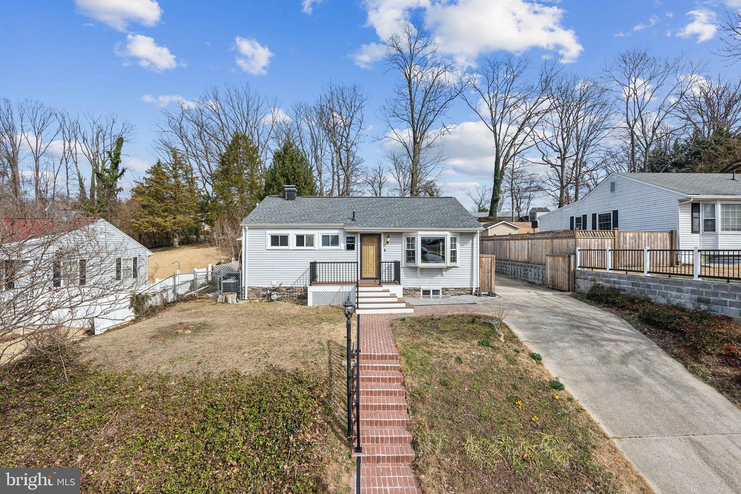 Berkshire Dr, Alexandria, VA 22310