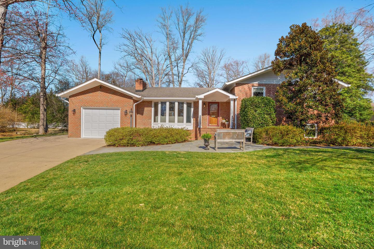 Tarpon Ln, Alexandria, VA 22309