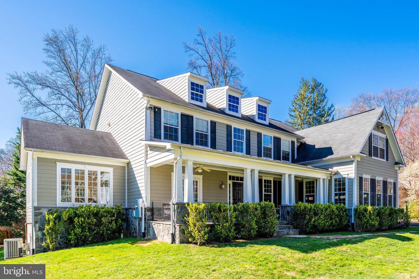Beacon Ln, Falls Church, VA 22043