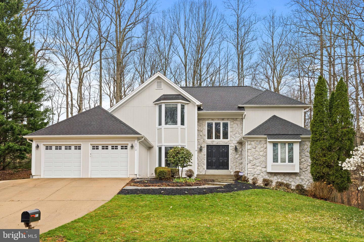Cross Chase Cir, Lorton, VA 22079