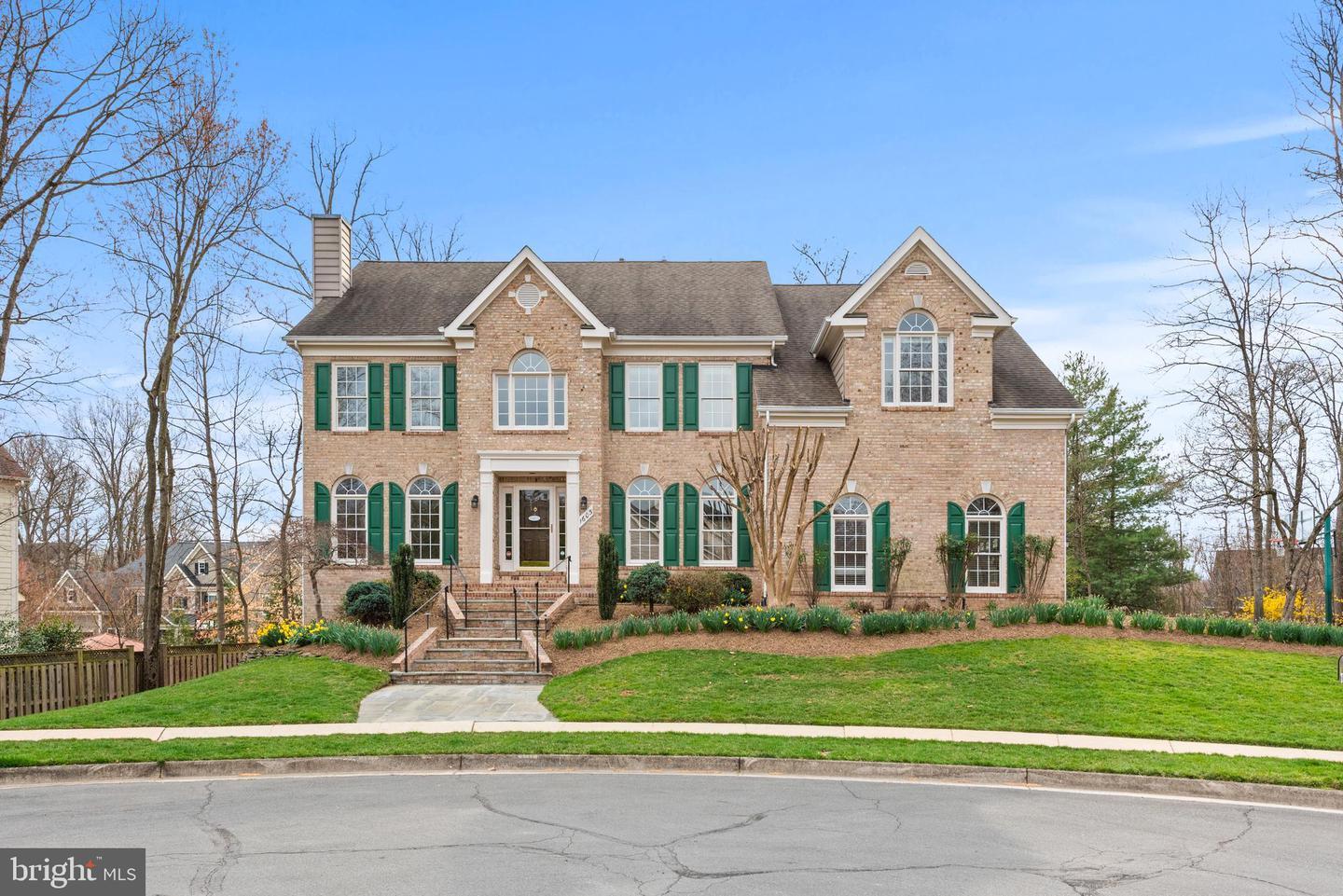 Lupine Den Ct, Vienna, VA 22182