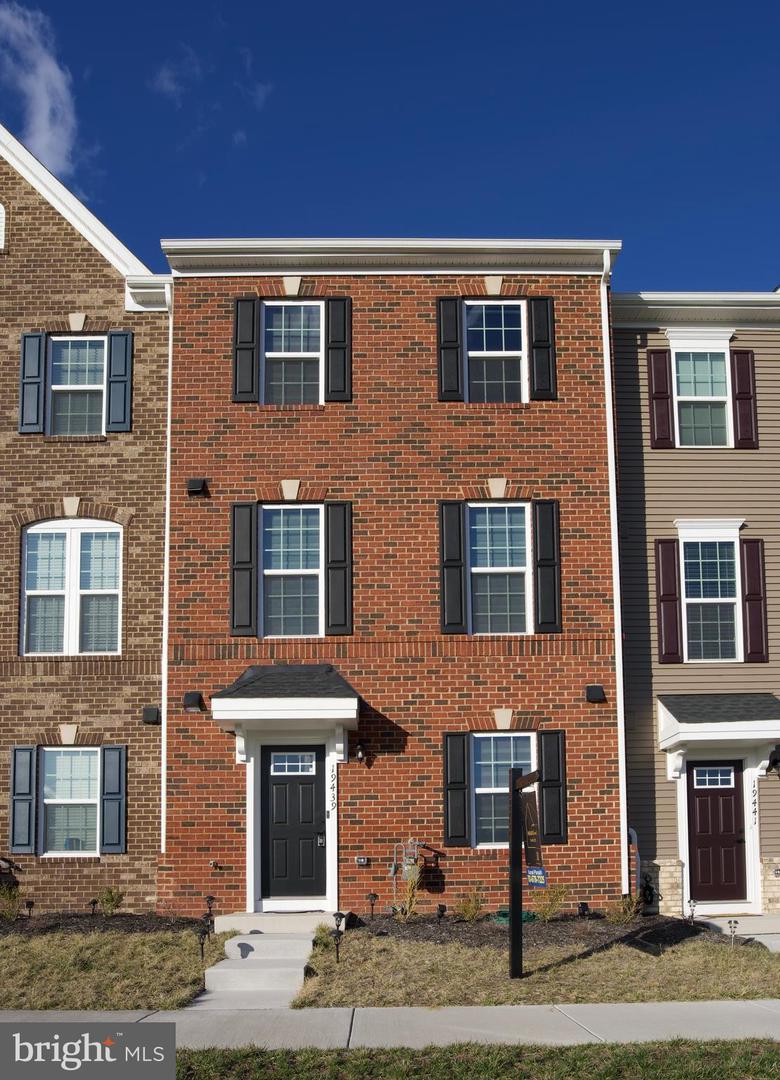 Spokan Sq, Leesburg, VA 20175