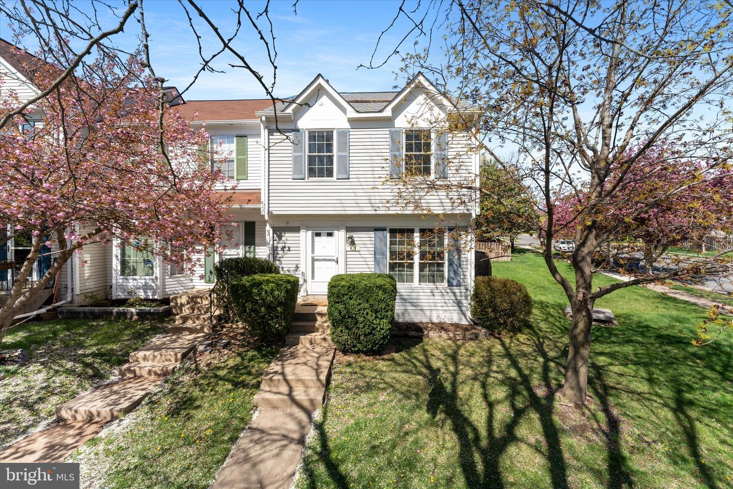 Smartts Ln Ne, Leesburg, VA 20176