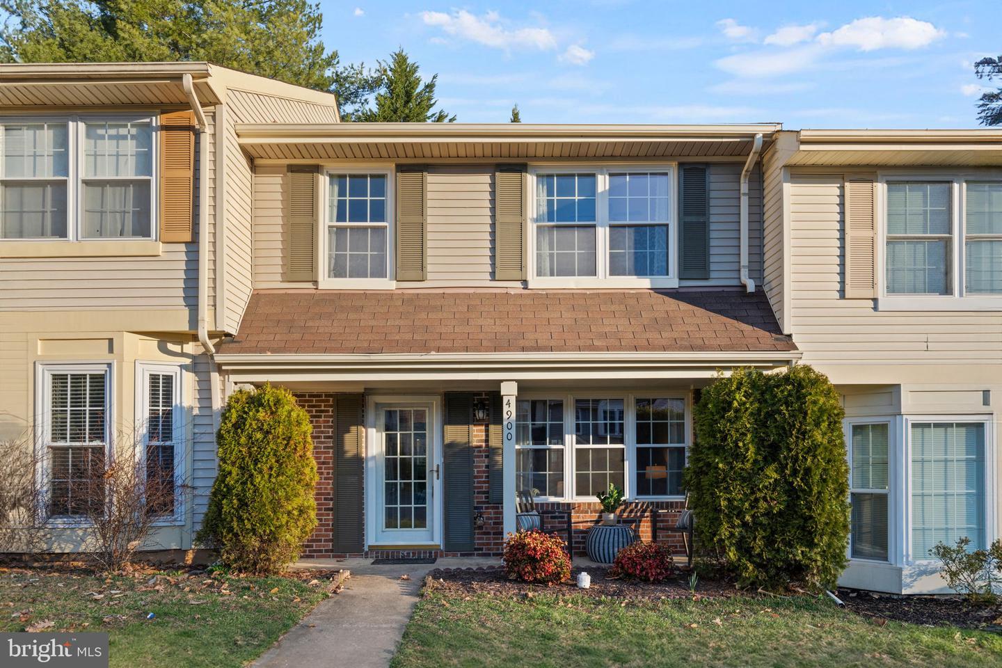 Saltwater Dr, Dumfries, VA 22025