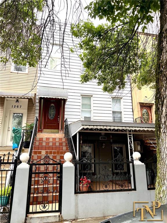Madison St, Brooklyn, NY 11221