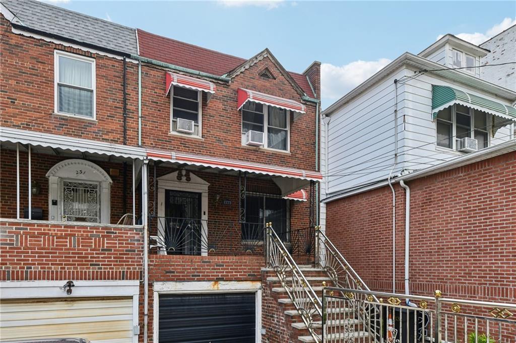 E 56th St, Brooklyn, NY 11203