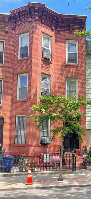 17th St, Brooklyn, NY 11215